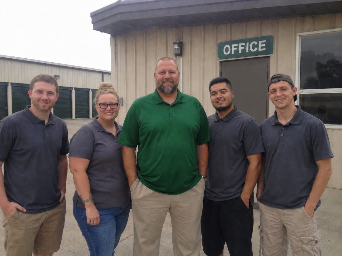 Pest control professionals in New Braunfels, TX